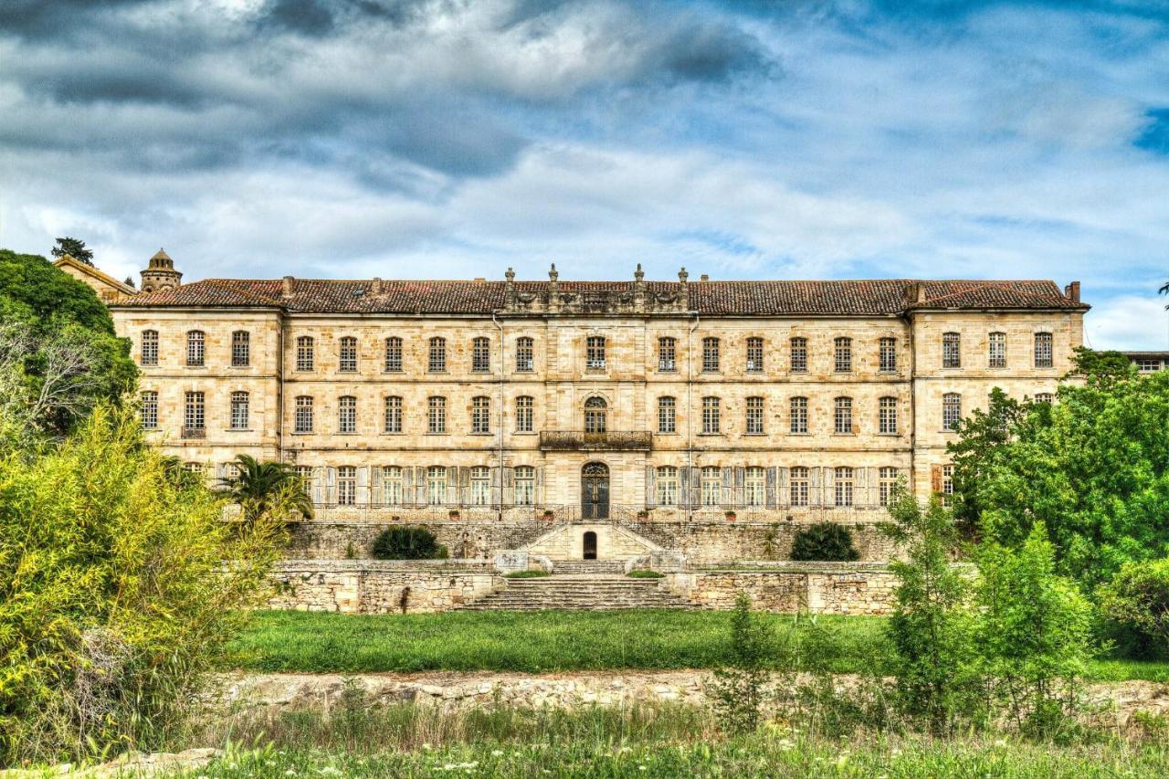 "Le Patio"-Meuble De Tourisme 3 Etoiles -Residence "Les Logis De Beziers"-Garage Optionnel-Coeur De Ville-Plages A 16Km ! מראה חיצוני תמונה