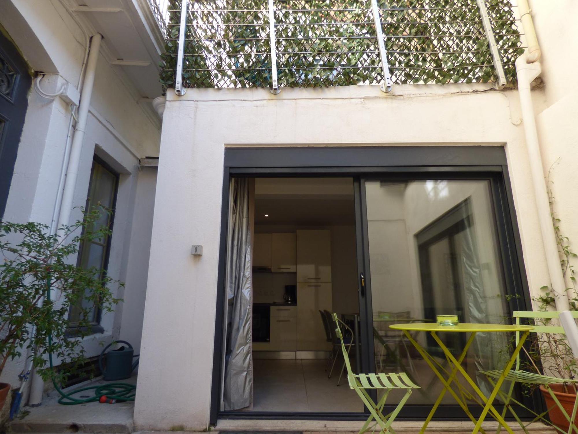 "Le Patio"-Meuble De Tourisme 3 Etoiles -Residence "Les Logis De Beziers"-Garage Optionnel-Coeur De Ville-Plages A 16Km ! מראה חיצוני תמונה